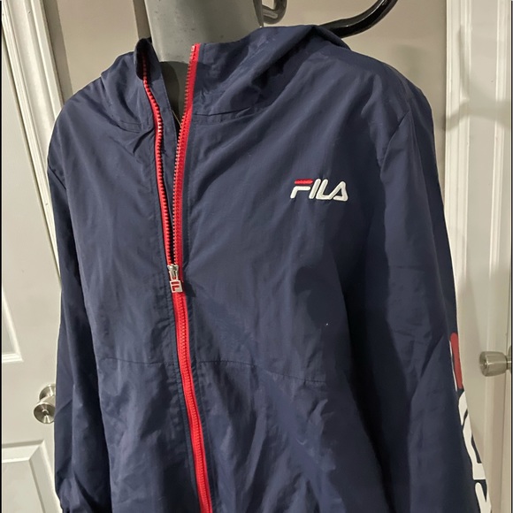 Fila windbreaker - Picture 3 of 3